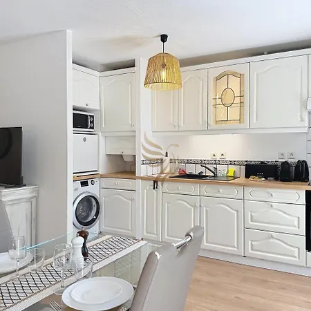 L Oasis Florentine T2 Jardin Wifi Clim * Fréjus